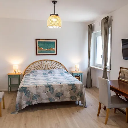 Residenza Clara Apartment